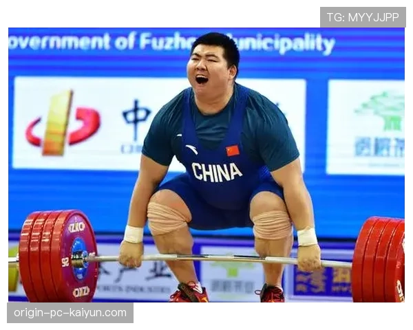 世界举重线上教学平台：专家课程助力基层教练成长，世界举重大师赛